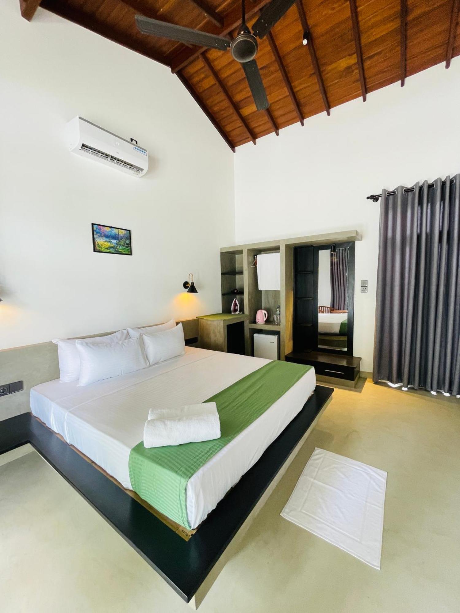 Thara Inn Villa Dickwella Exterior foto