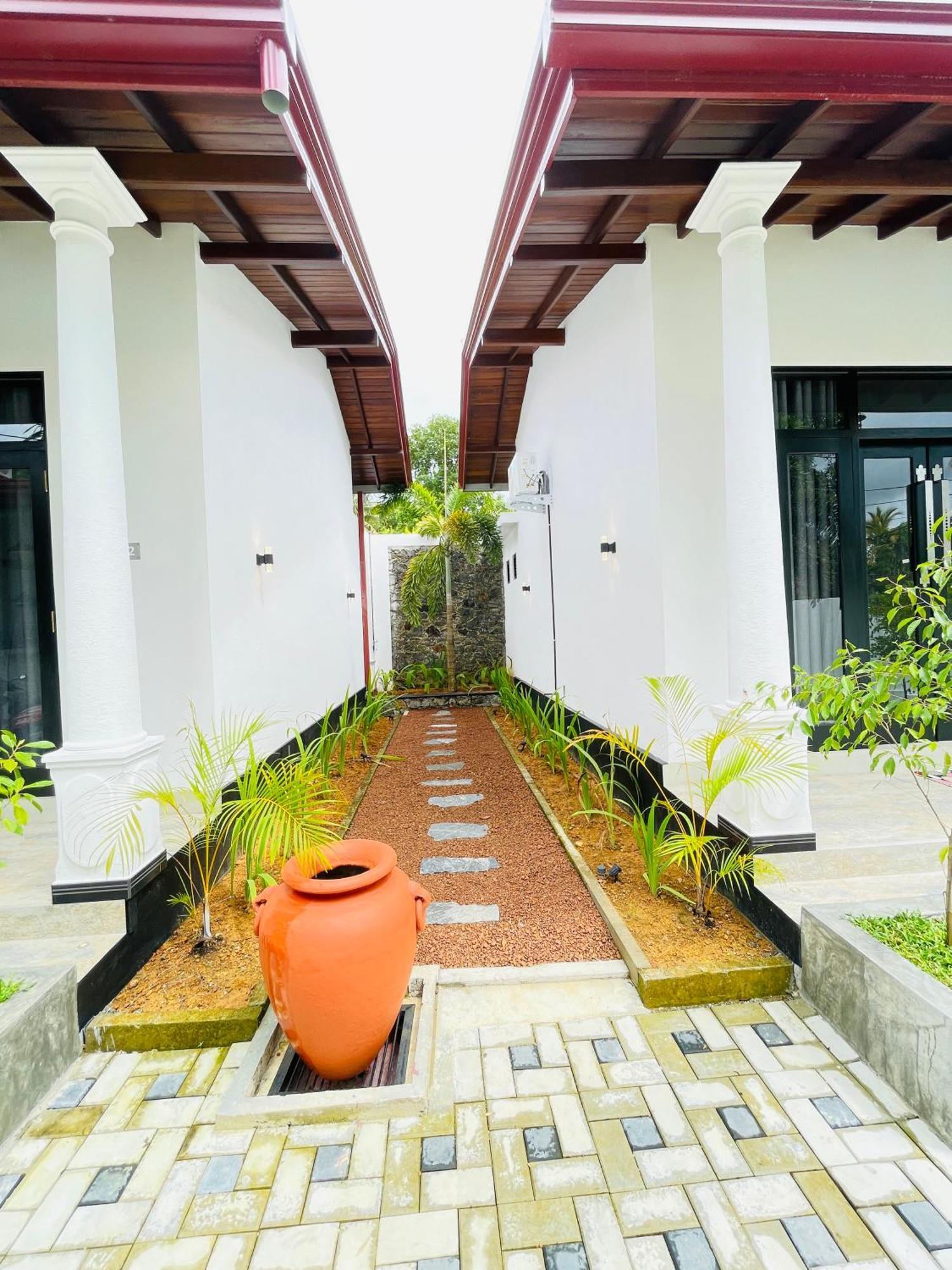 Thara Inn Villa Dickwella Exterior foto